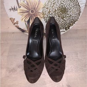 Prada Shoes - suede pumps